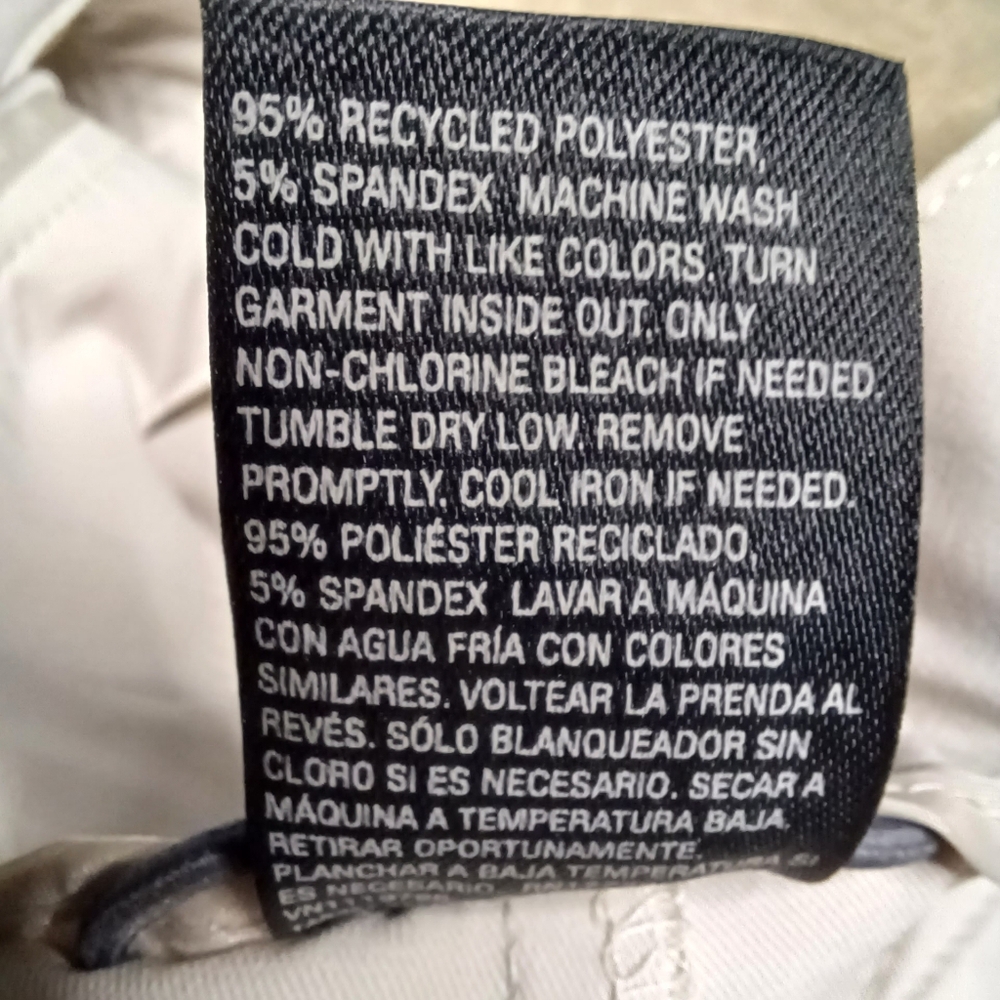 All in Motion Men Beige Cargo Shorts - Picture 3 of 12